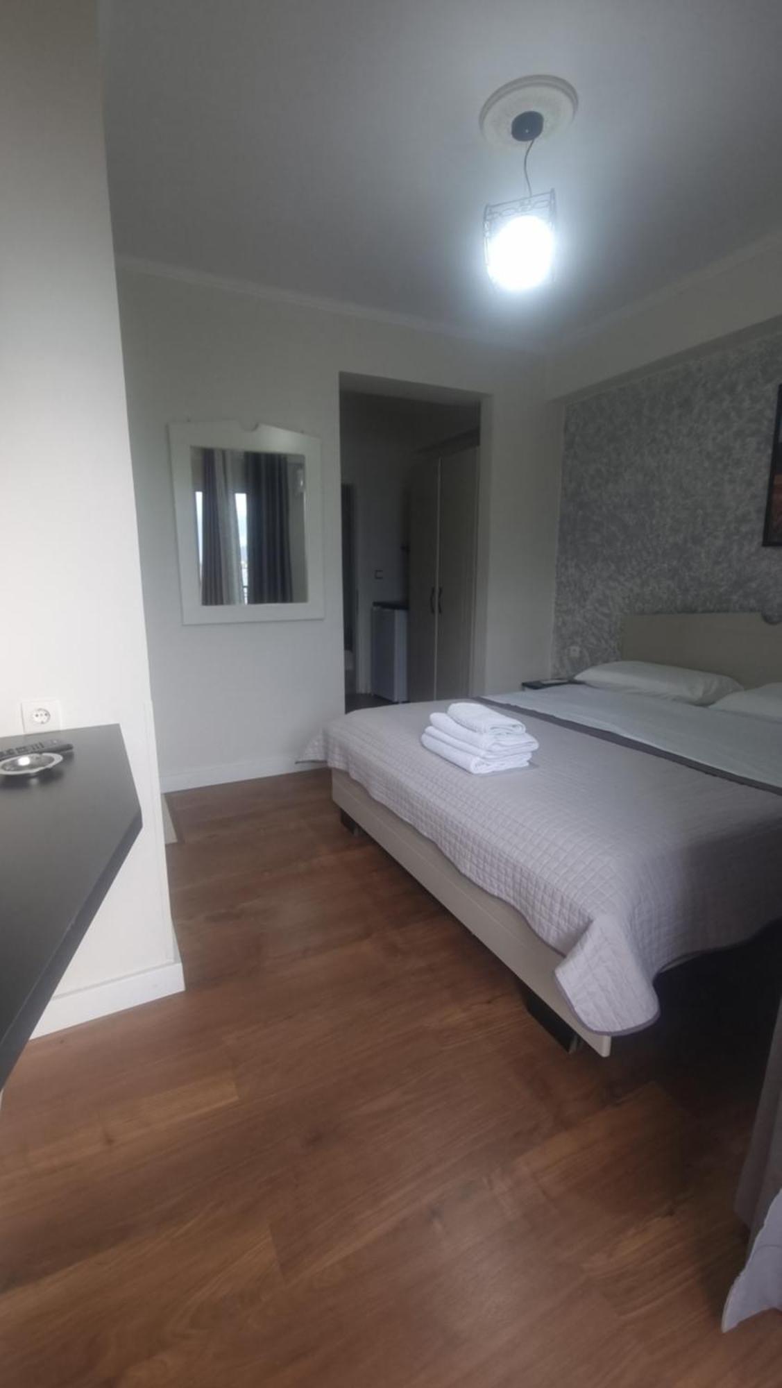 Hotel Klironomi Sarandë Exterior foto